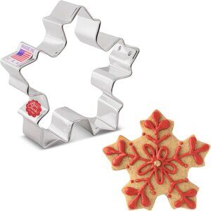 Celebrate with Ann Clark's 3.25" Snowflake Cookie Cutter - Holiday Essential